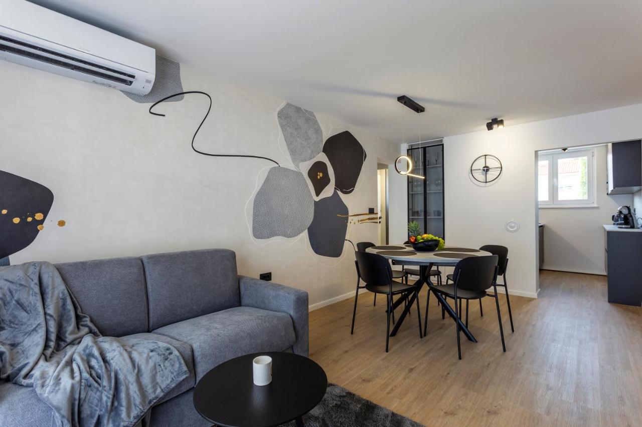Apartman Izis Centar Pule Pula Exteriér fotografie